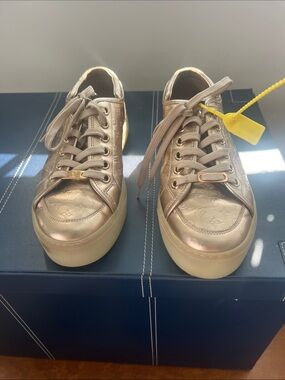 Louis Vuitton Metallic Rose Gold Low-Top Platform Sneakers